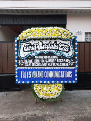 Papan Bunga Duka di Dongko